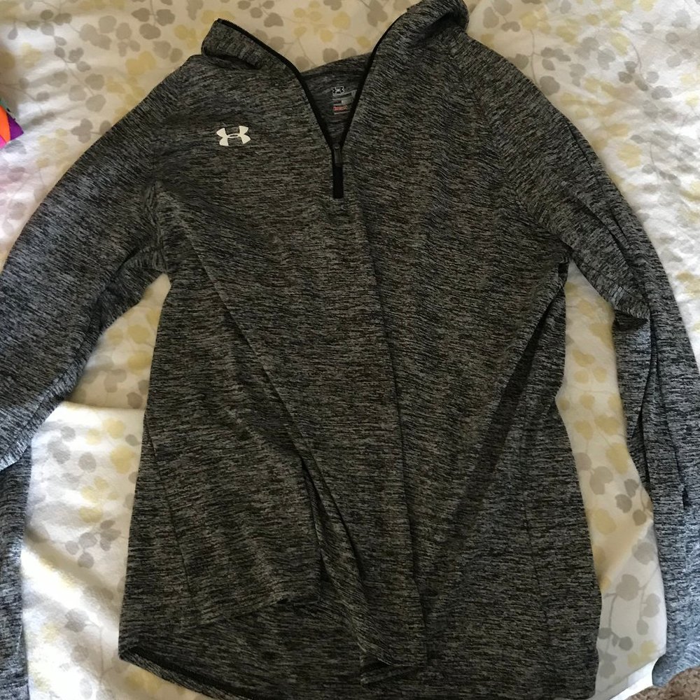 Underarmor active pullover